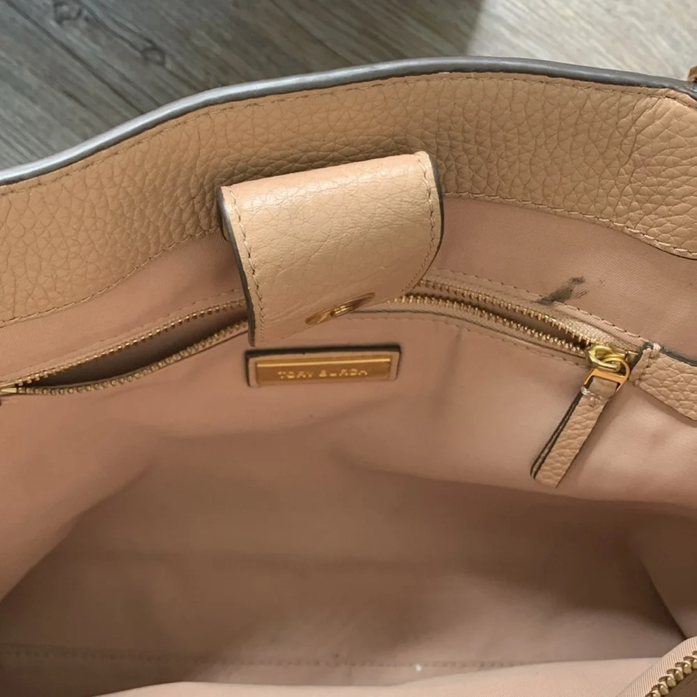 Tory Burch Tan Leather Purse - Picture 9 of 14